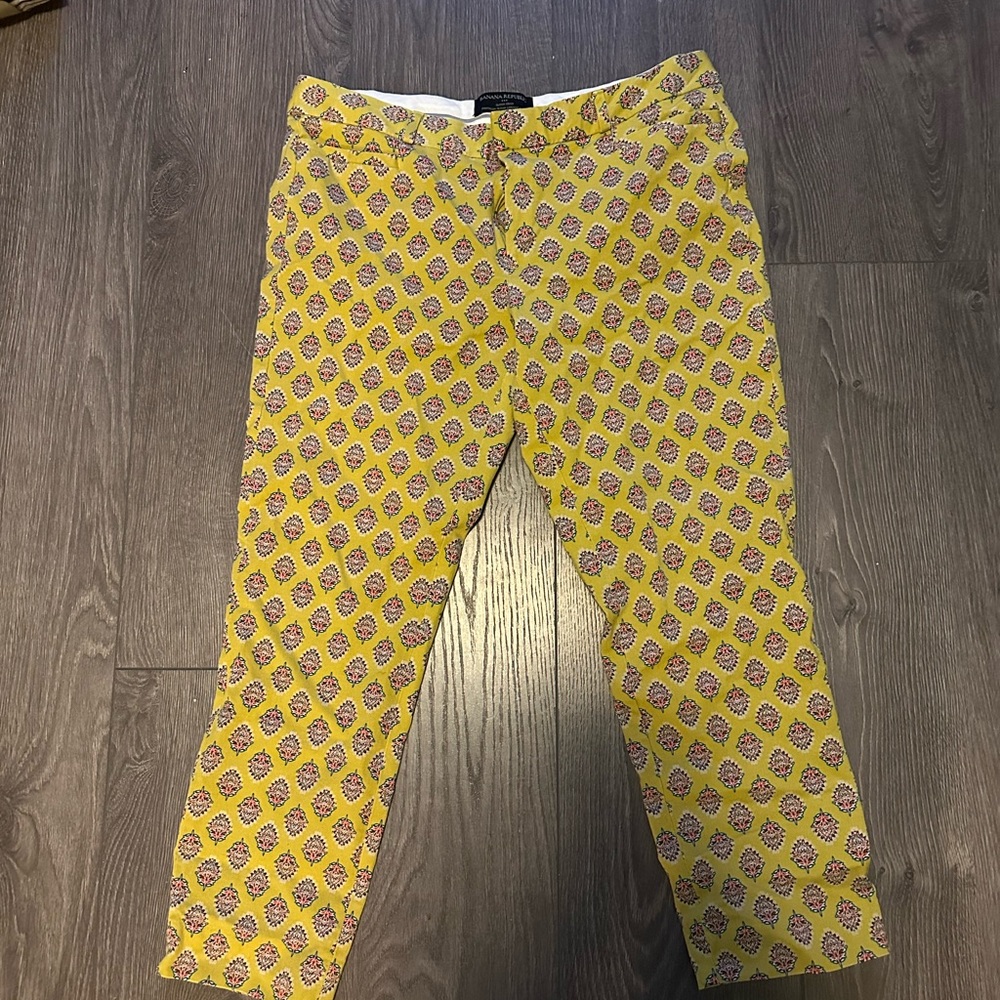 Banana Republic Yellow Patterned Women's Trousers